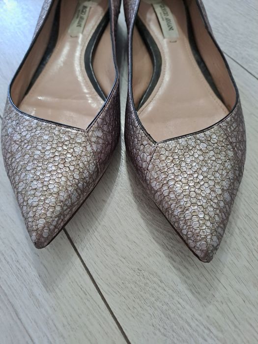 Pantofi Armani marimea 35