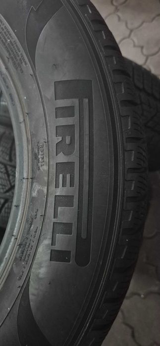 anvelope Pirelli,Bridgestone 215/65/17  m&s,iarna