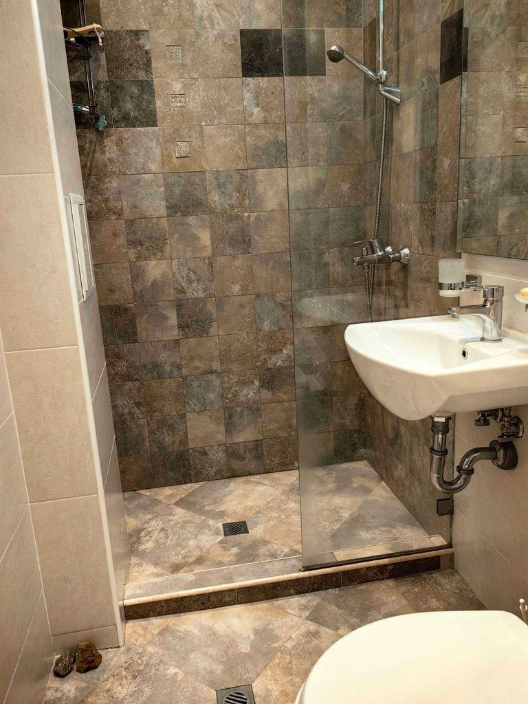 Дава се под наем Двустаен апартамент в София, Хиподрума - 70 кв.м за 800 € - Снимка #5