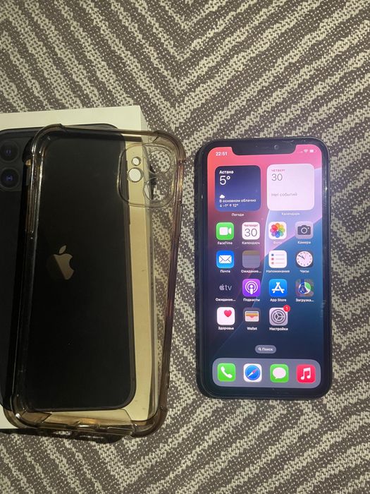 продам айфон 11