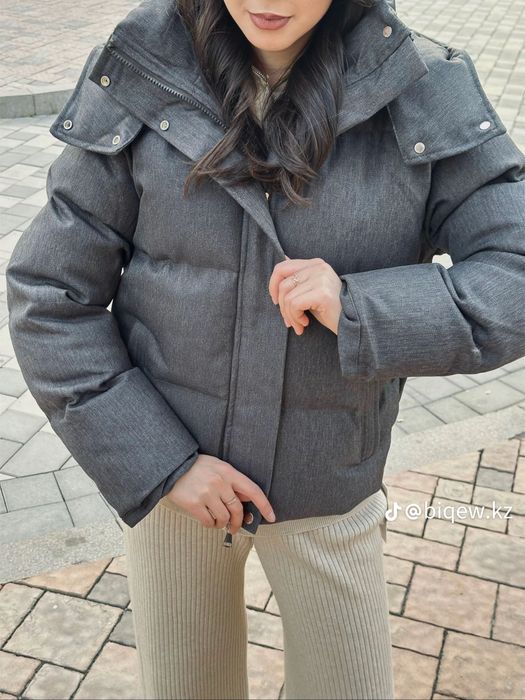 Серая, твидовая куртка