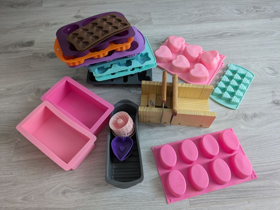 Cutie taiat sapun/forme de silicon