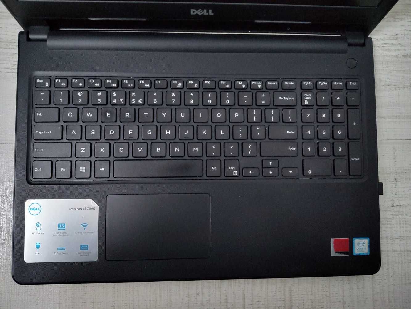 Laptop Dell Inspiron 3576 cu procesor Intel® Core™ i5-8250U