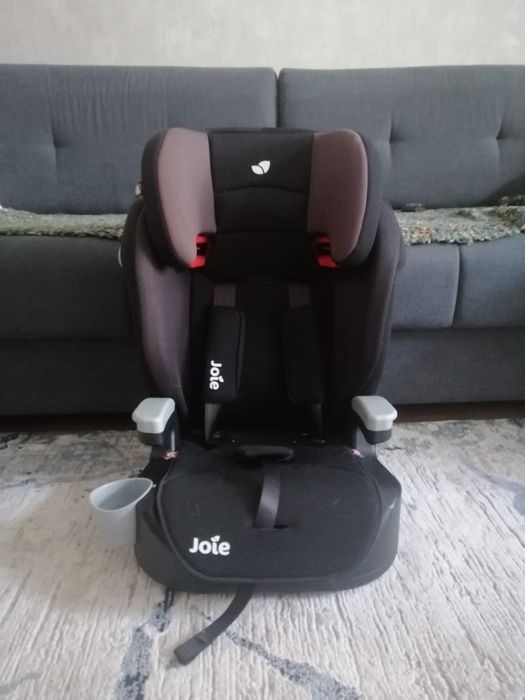 Детское автокресло