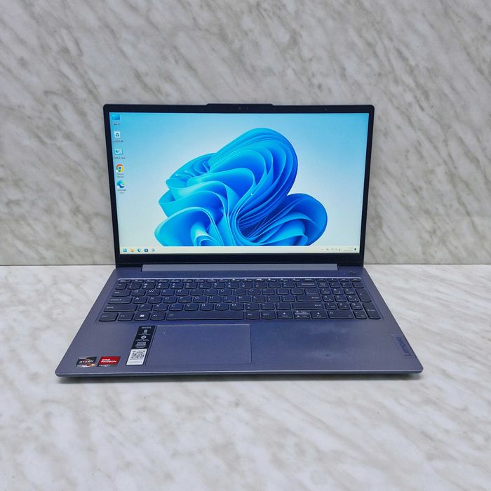 Laptop Lenovo slim 3 Ryzen 5 7530U 16gb 512GB SSD Zeus Amanet Militari