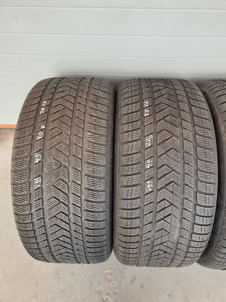 Зимни гуми за Джип 4 броя PIRELLI Scorpion 295 45 R20 дот 3717