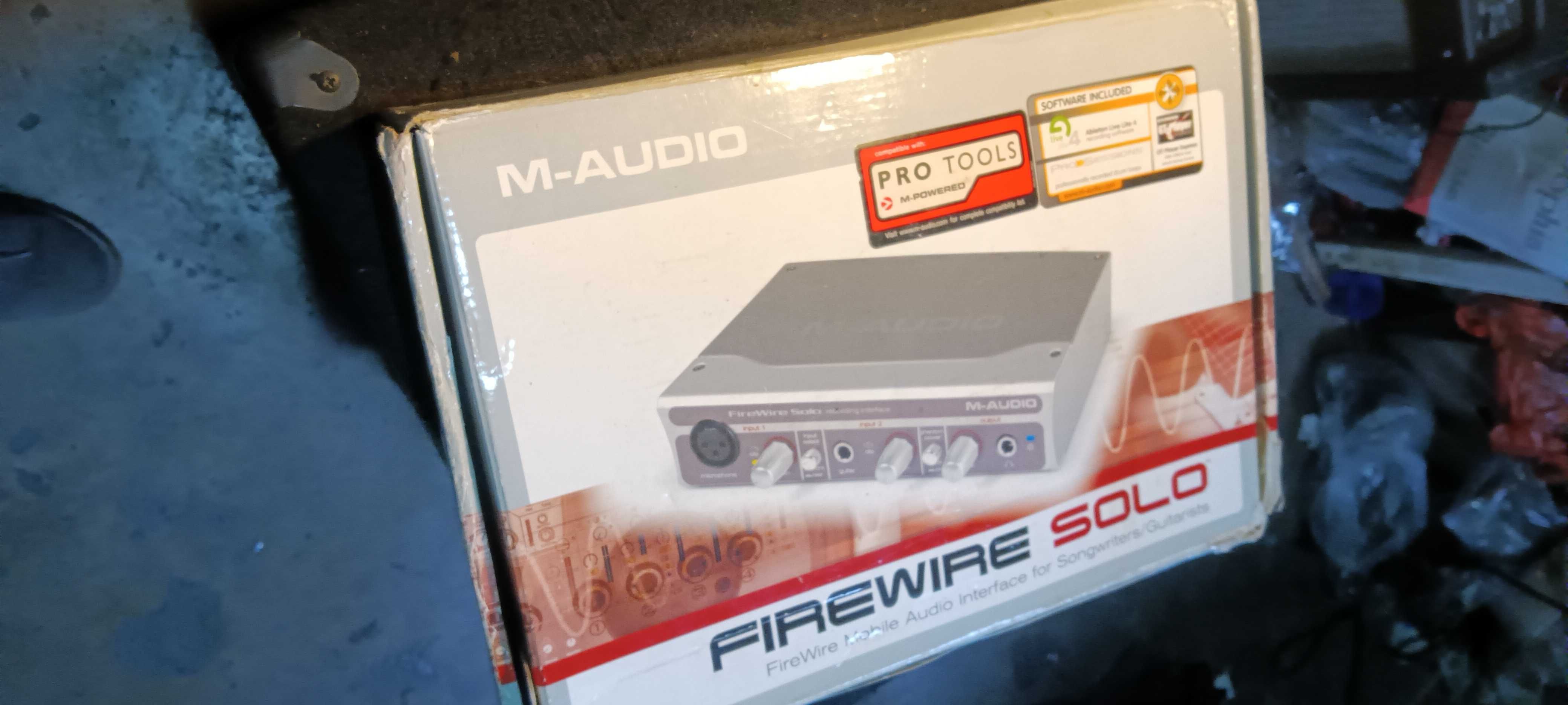 M-Audio Fireware Solo професионален рекординг модул за китара/микрофон