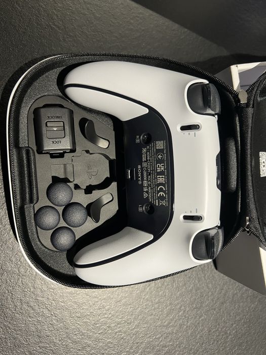 Controller wireless Sony DualSense Edge pentru PlayStation 5
