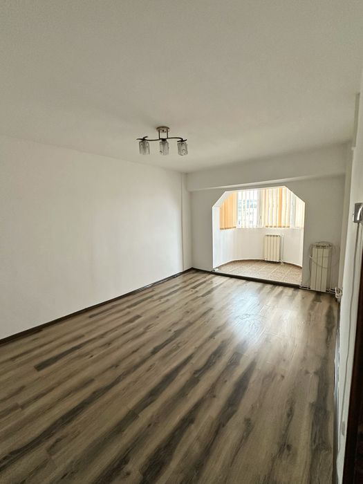 Vand apartament 2 camere Gherla, str. Gelu.