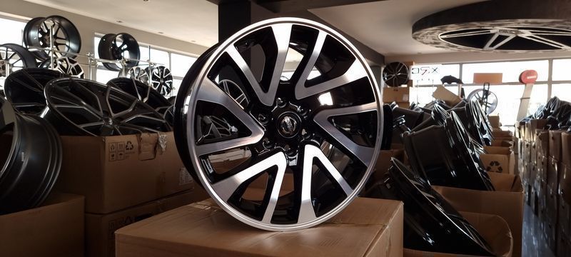 Jante 17'' 6x114 3 Nissan Navara Patfinder