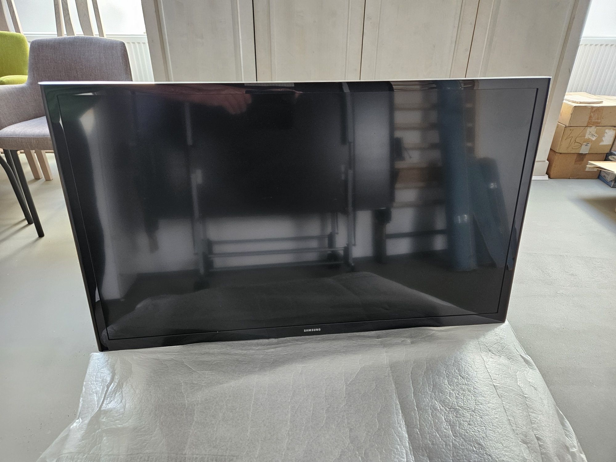 Tv Samsung Smart pentru piese.