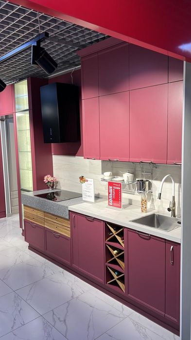 Продам Кухню Мария