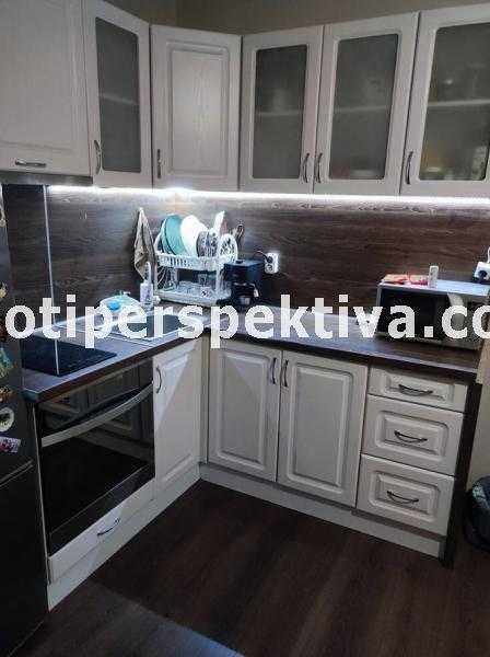Продава се Тристаен апартамент в Пловдив, Тракия - 60 кв.м за 1859 €/кв.м - Снимка #1