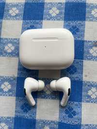 AirPods Pro - garananție până în iulie