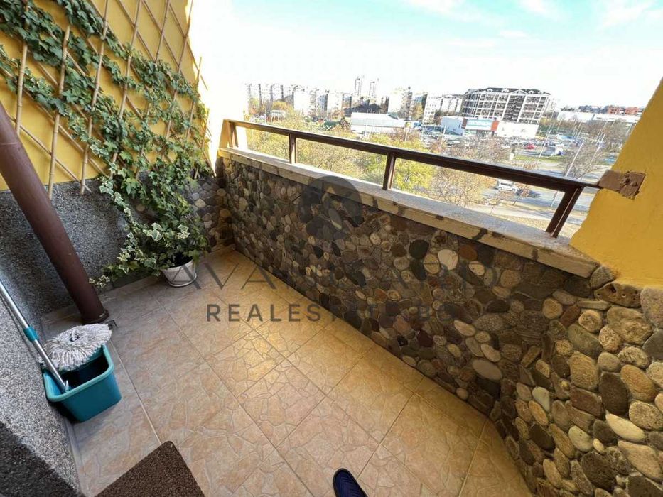 Продава се Тристаен апартамент в Пловдив, Тракия - 91 кв.м за 1726 €/кв.м - Снимка #11