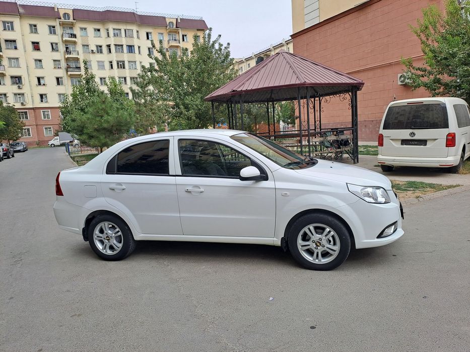 Nexia 3 sotiladi ideal