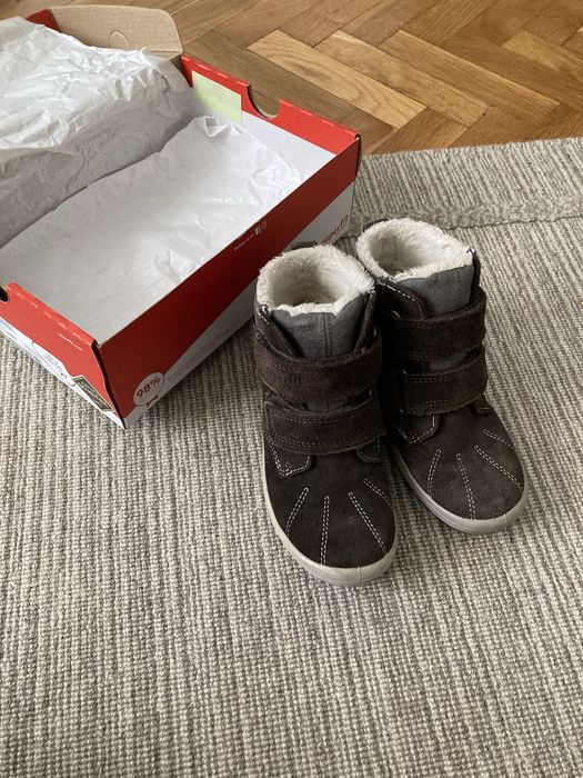 Чисто нови детски ботуши от естествен велур, 27 номер