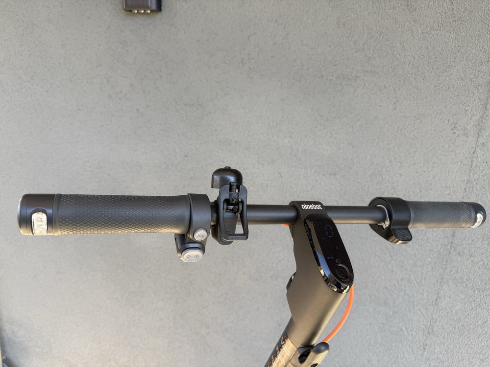 Тротинетка Segway F2 PRO