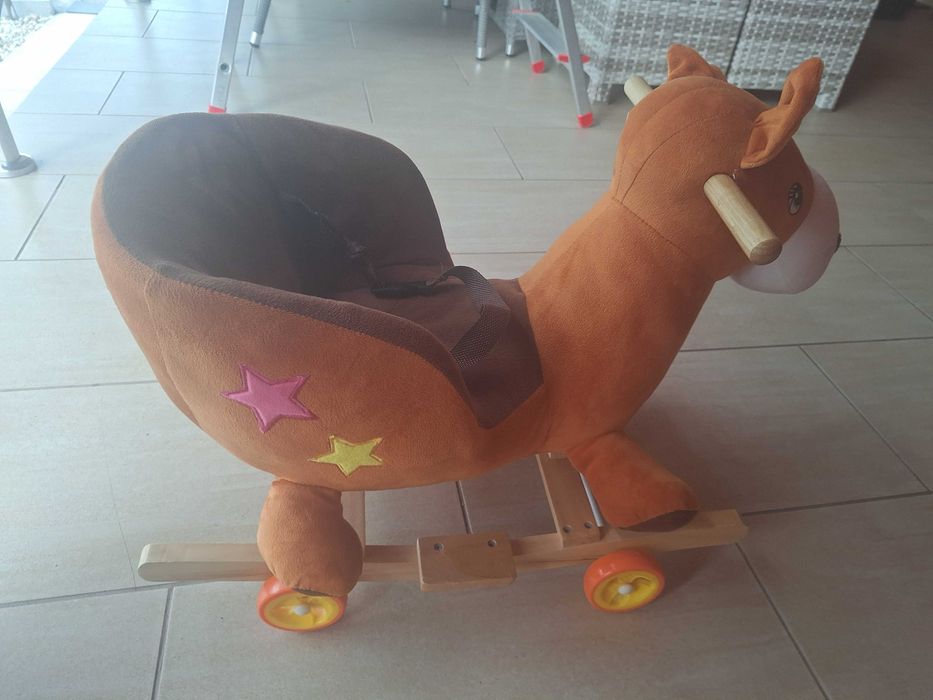 Calut din plus balansoar