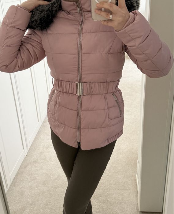 Зимно вталено розово яке с качулка и коланче