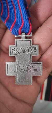 Vând medalie franceză