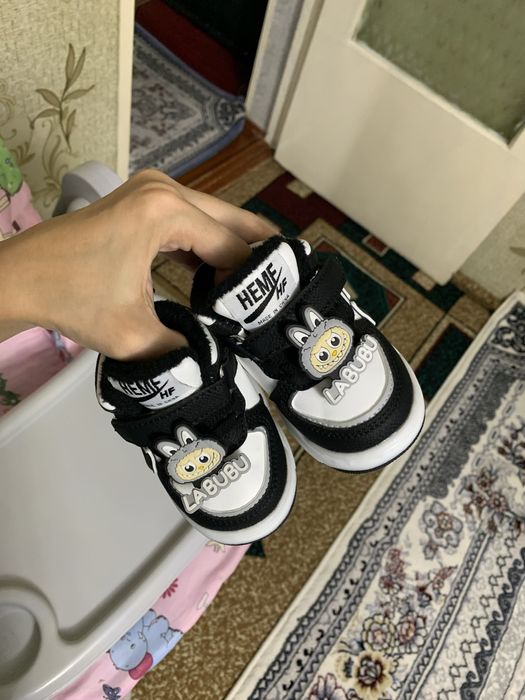 Абсолютно новые детские красовки не разу не одёваны размер 18