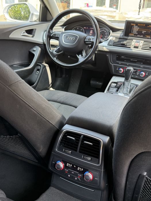 Vând Audi A6 Limousine C7 2015 Automată