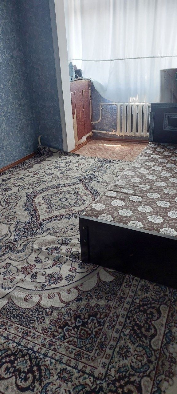 Квартира бор қизлар учун