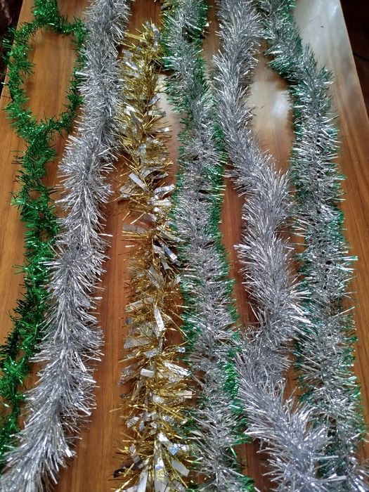 Елки новогодние, мишура елочная