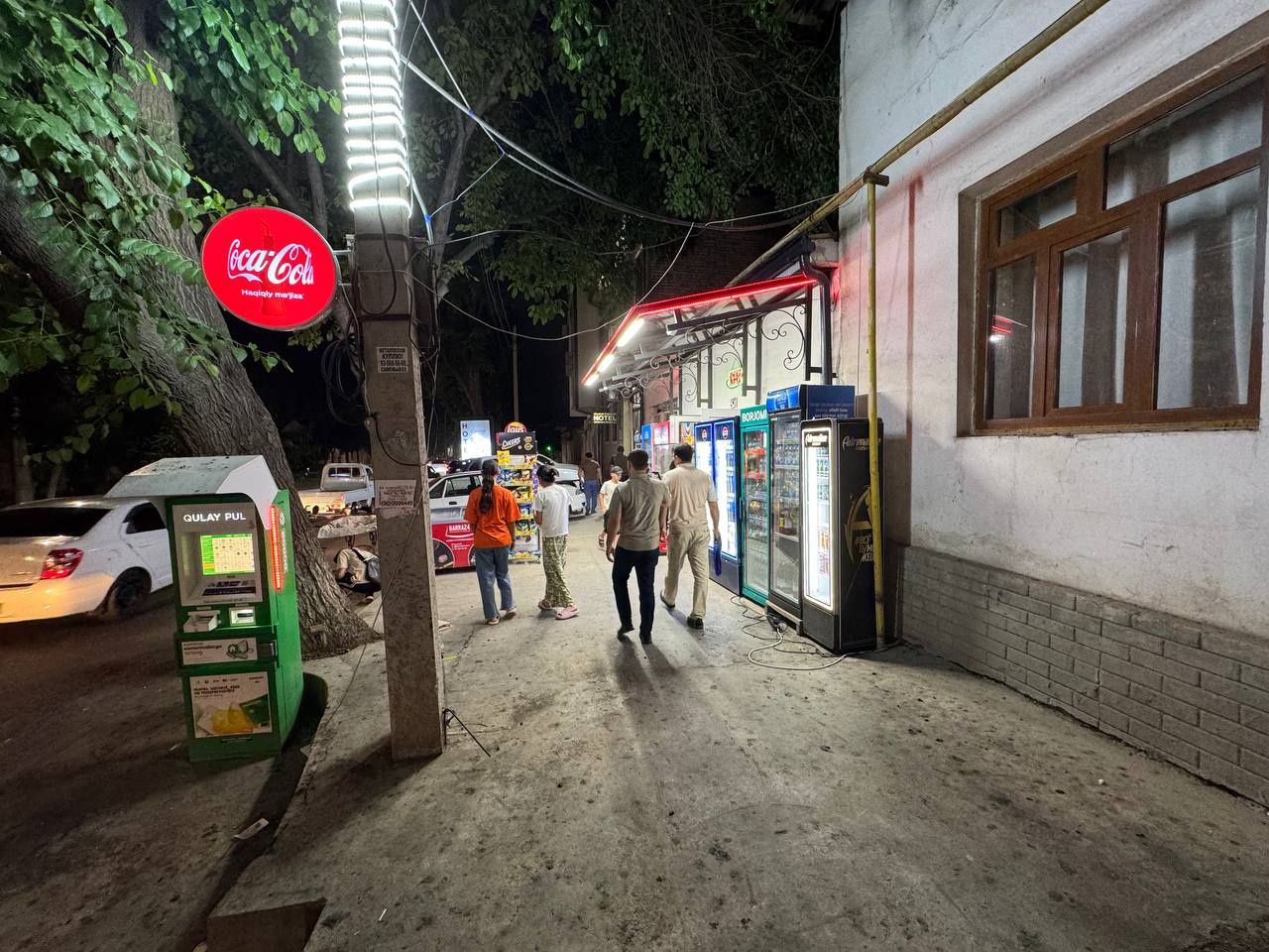 Сдаётся в аренду Yakkasaroy yólni bòyida arendaga joy beriladi magazin