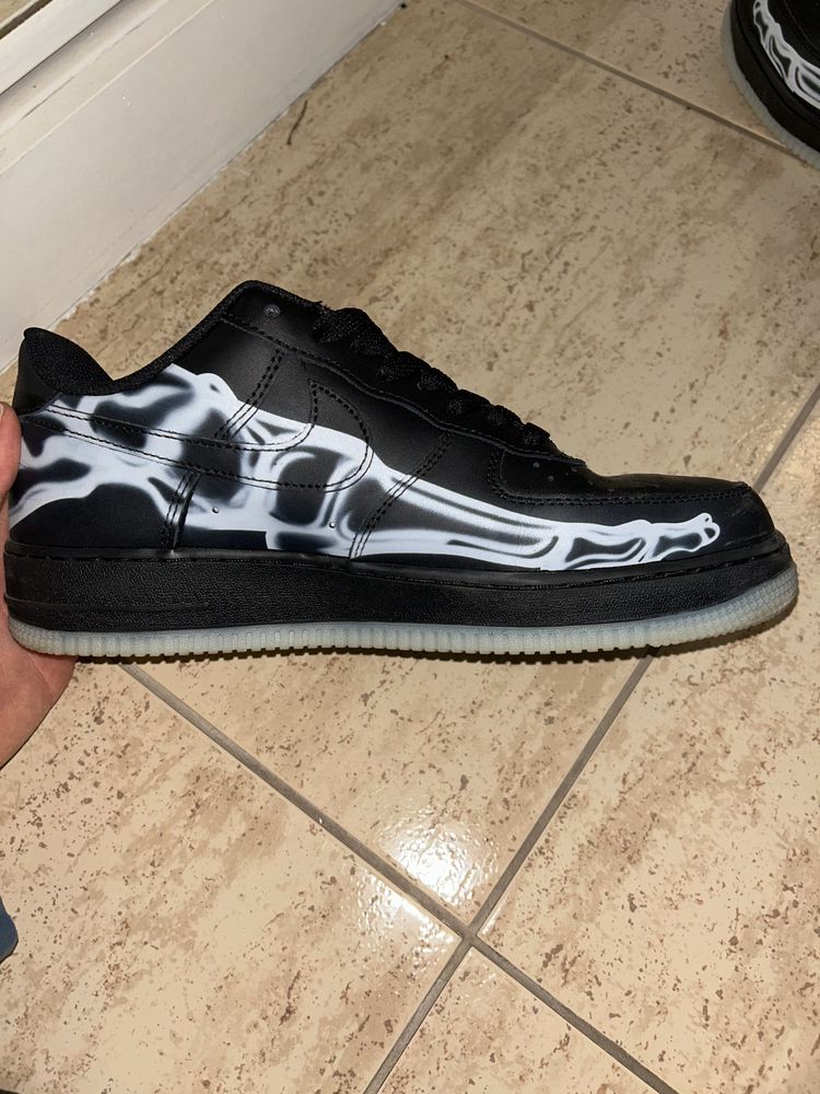 Vand Af 1 Skeleton Black