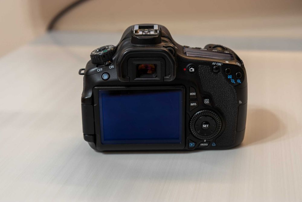 Фотоапарат Canon 60D