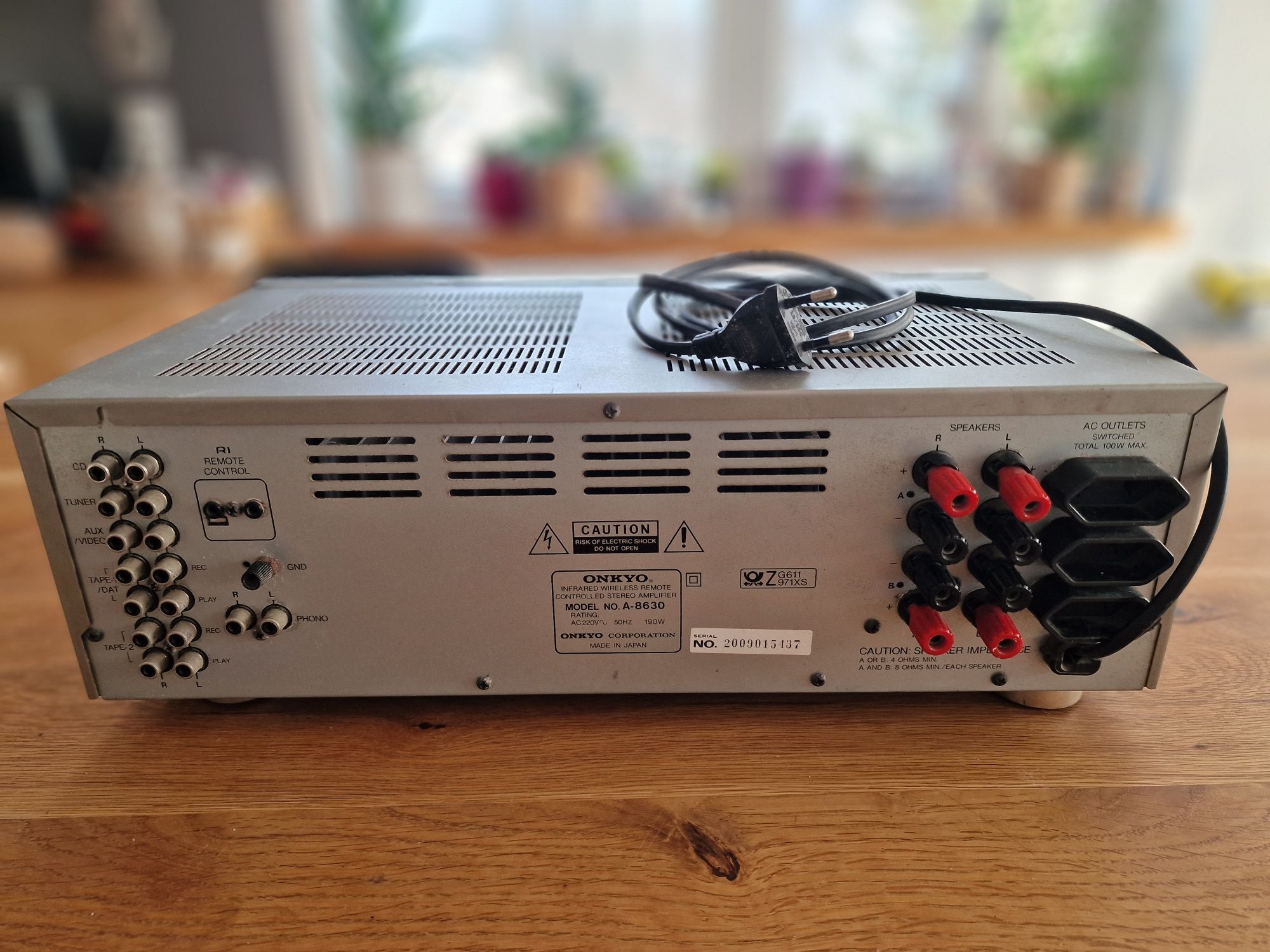2 бр Усилватели Onkyo A8630 и Technics SA- EX 120