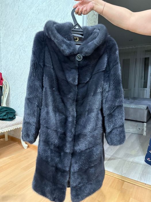 Продам норковую шубу