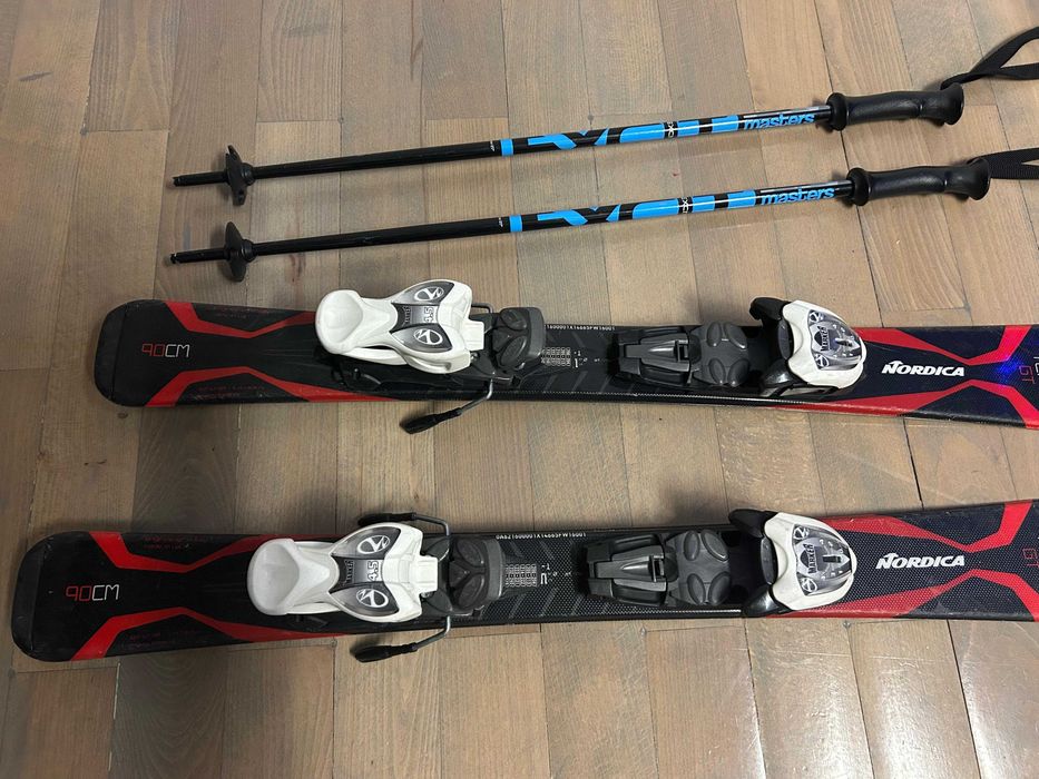 SKI-uri 90cm + bete copii  varsta 5 -- 8 ani