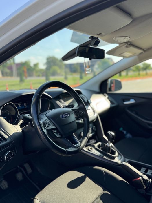 Vând Ford Focus 2015