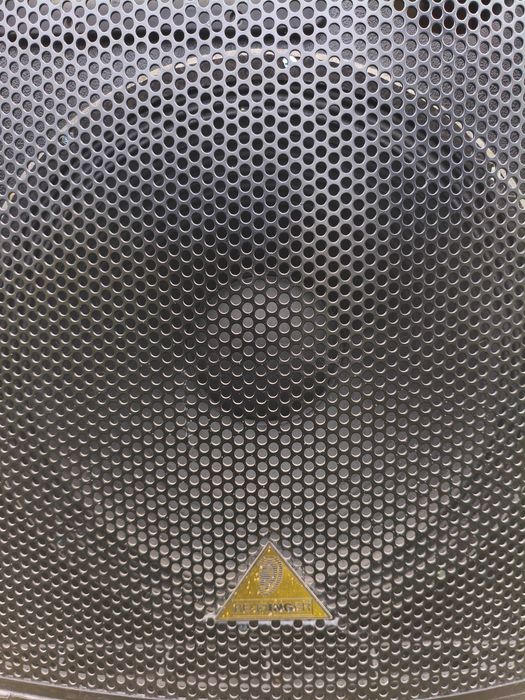 2 броя тонколони и усилвател