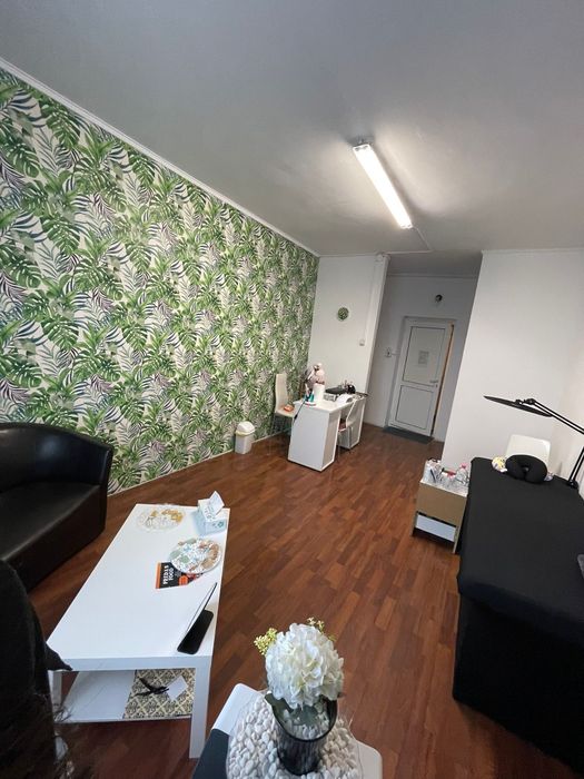 Spatii pretabile pt cabinete med stomatologie coafor frizerie cosmetic