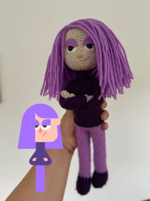 Păpușă croșetată (Lily - duolingo)