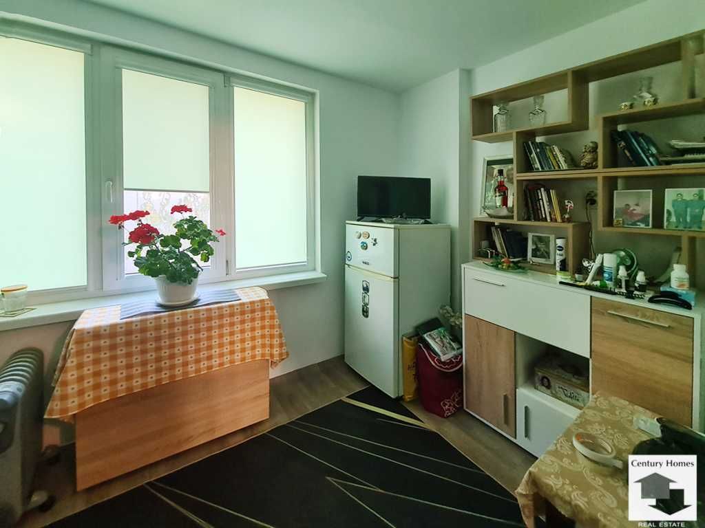105583 Eтаж от къща с дворче в кв. Акация, гр. Велико Търново