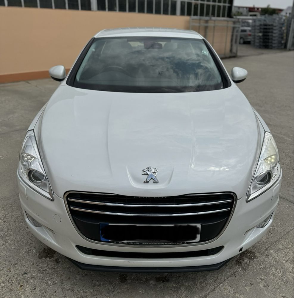 Bara fata Peugeot 508 cu senzori si spalatoare!