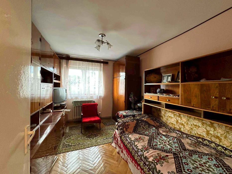 De vanzare Apartament 3 camere în Reghin, zona Iernuteni