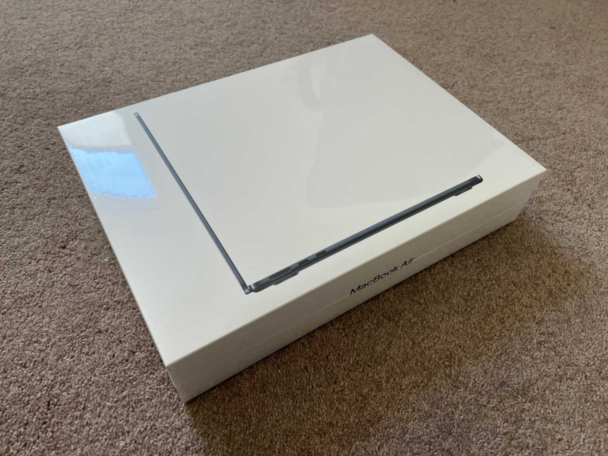 MacBook Air 13.6 M2 Midnight  2024  идеал !
