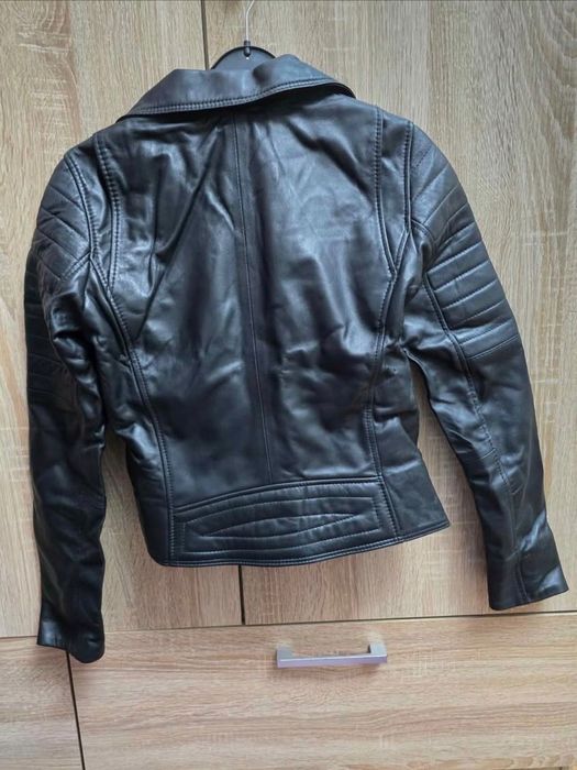 Яке от естествена кожа тип Avin, Zara