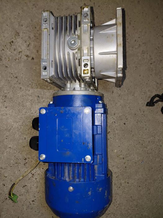Motor cu reductor 1.5kw