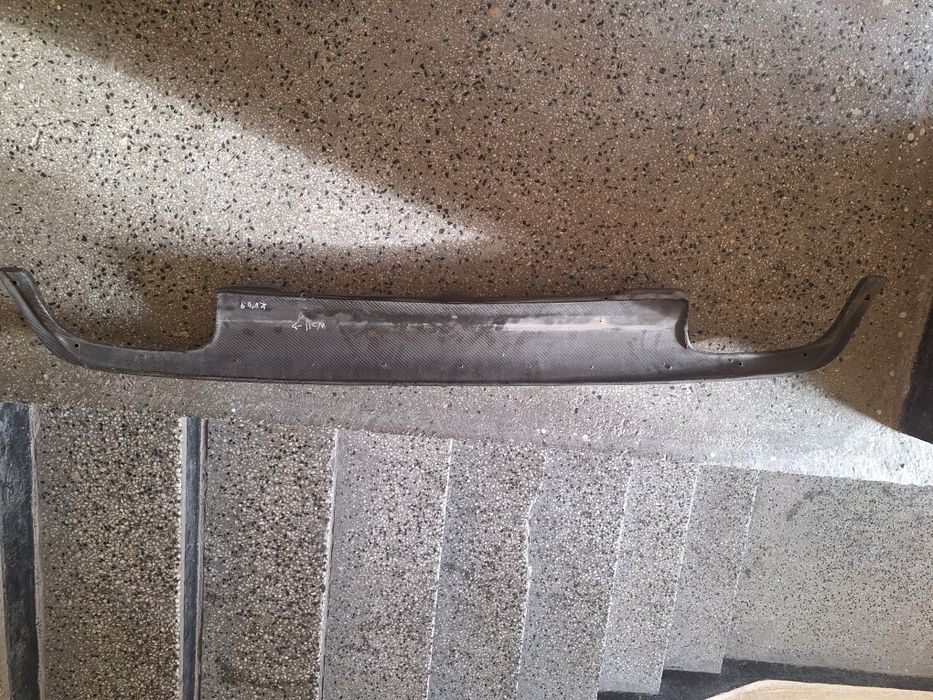 Карбонов дифузьор  за W211