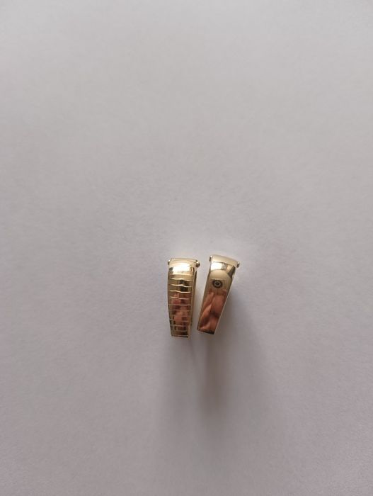 Cercei aur  purtați o singura data 299 gramu