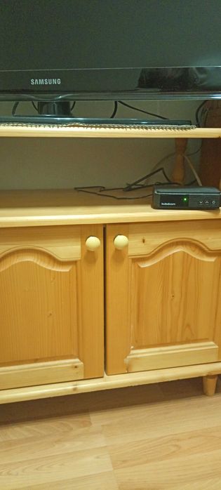 Шкаф за телевизор