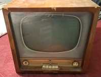 Televizor cu lampi Rubin 102, anii 60