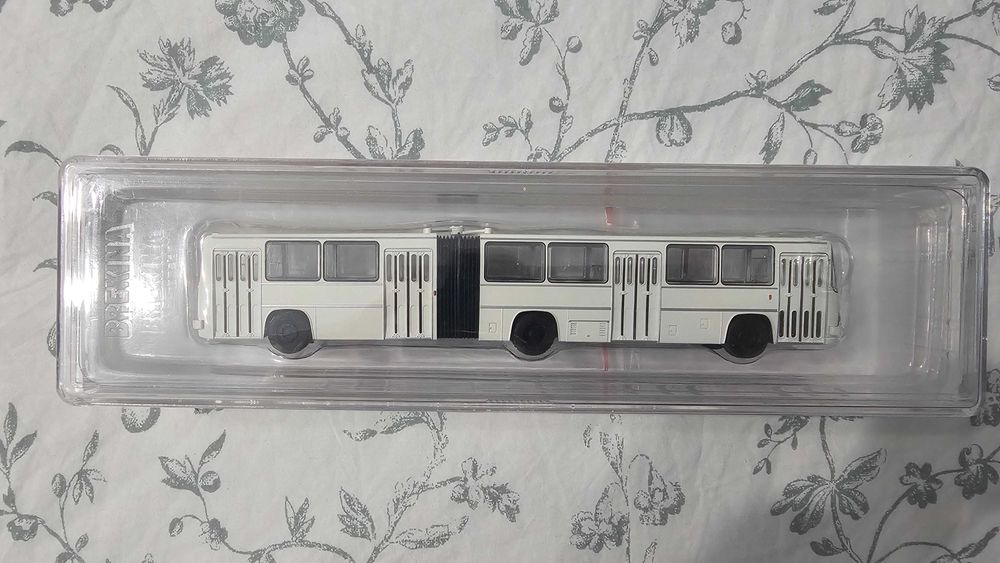 Автобус IKARUS 1:87 H0